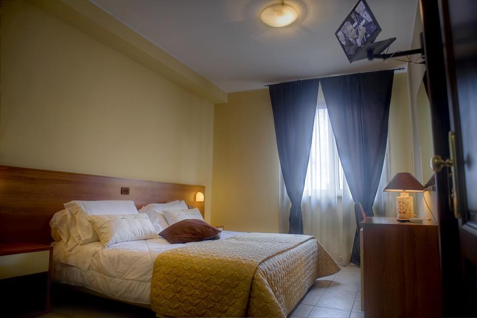Hotel Tuscania Panoramico Стая снимка